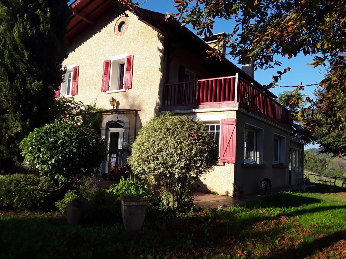 Chez Cecile Et Jean-No Bed & Breakfast Gan Dış mekan fotoğraf